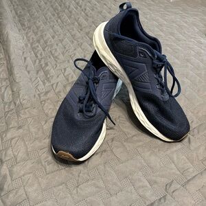 New Balance Men's Blue Athletic Shoes - wide width